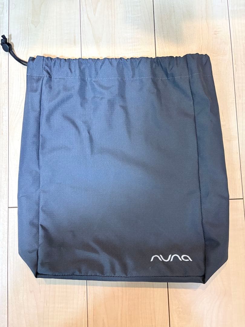 nuna ヌナ カルドクリック キャビア 抱っこ紐