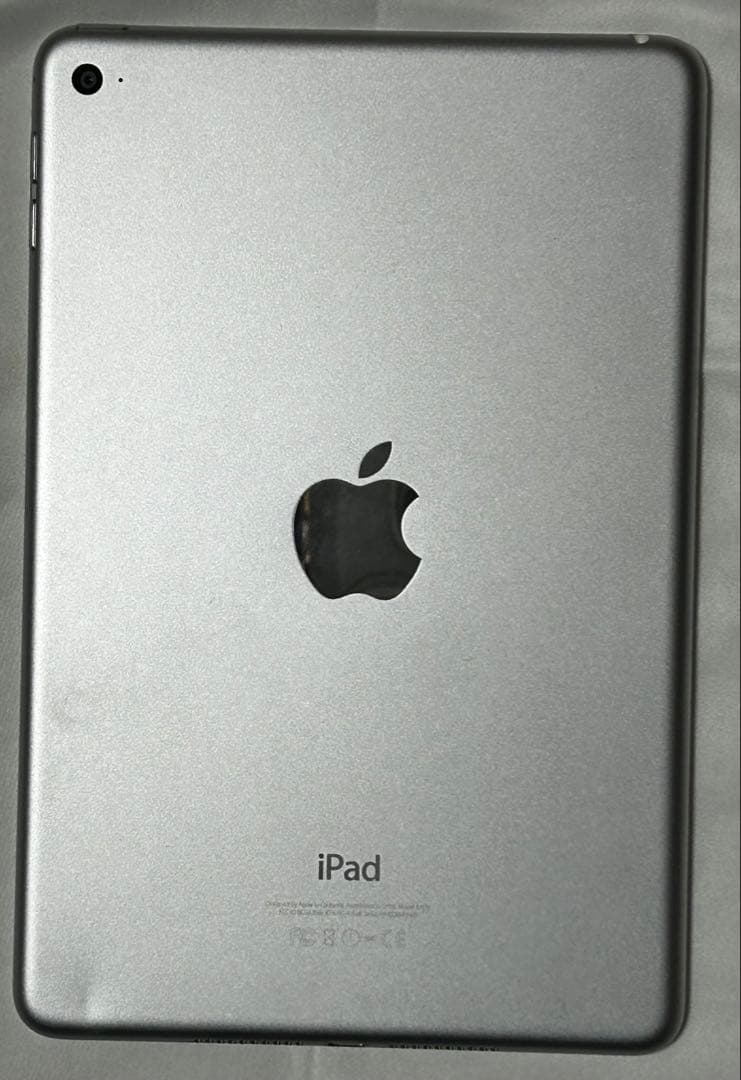 ぽ*こ様 Apple iPad mini 4シルバー 本体