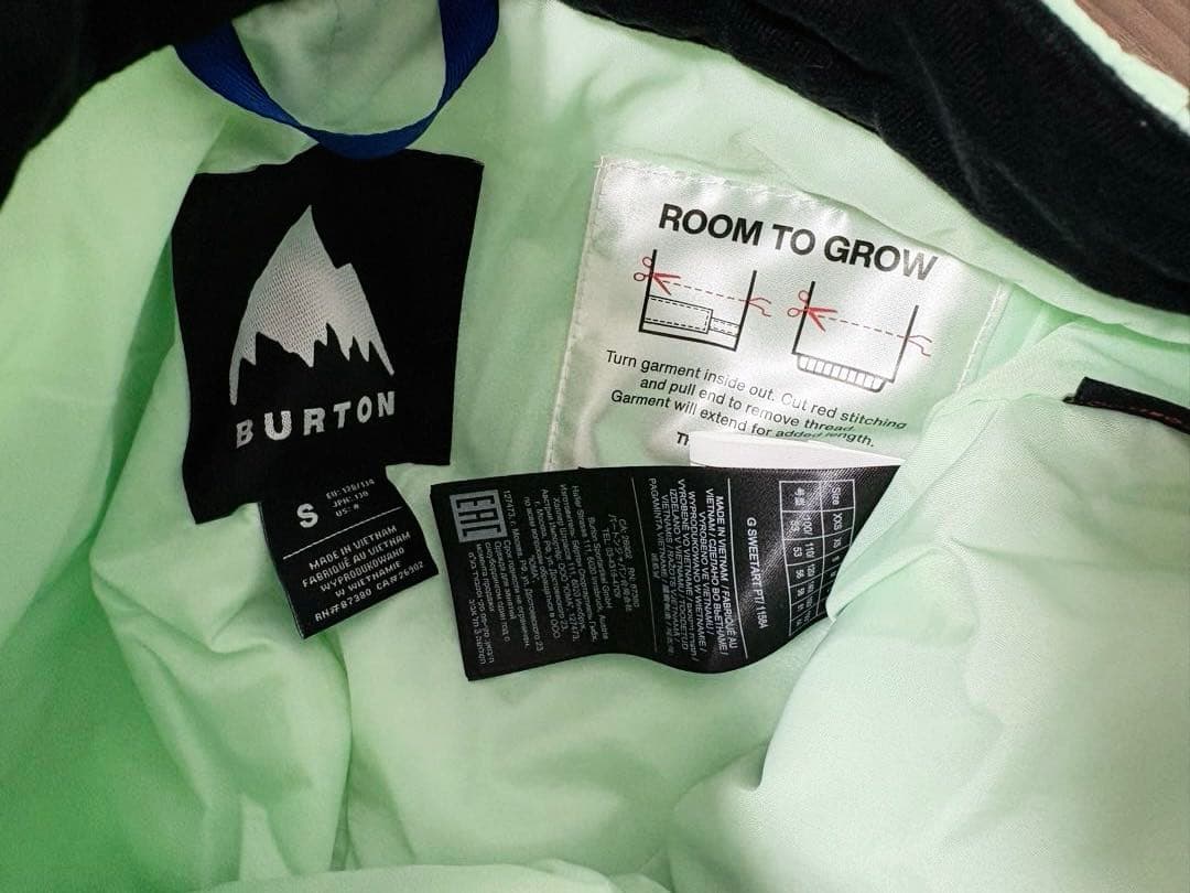 新品　BURTON JEWEL GREENスノーボードウェア上下セット