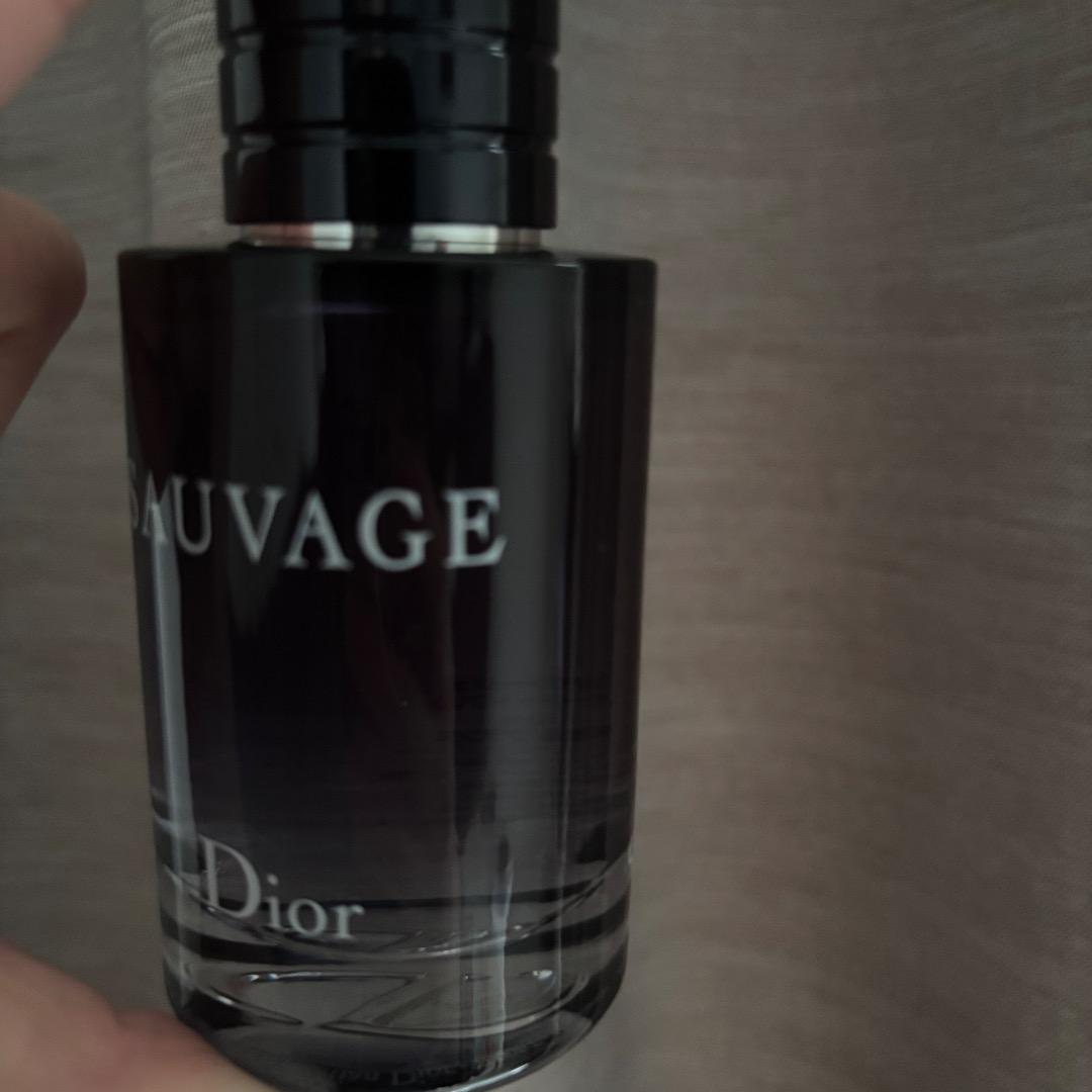 Dior SAUVAGE オードトワレ 香水 満量 箱付き