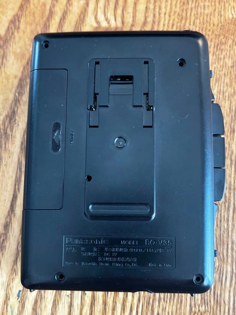 【整備済】Panasonic カセットプレーヤーRQ-V35