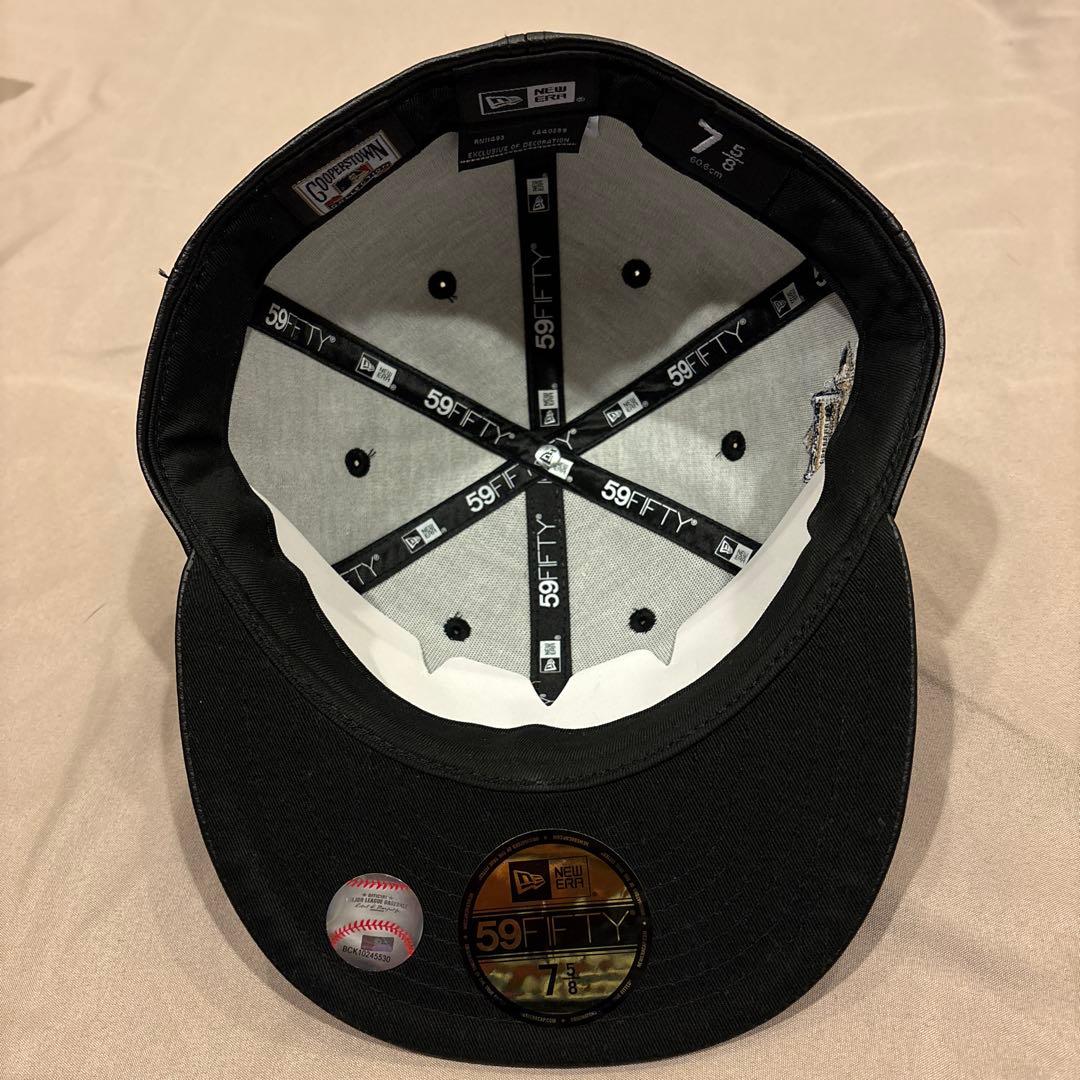 NEWERA ヤンキース レザーキャップ