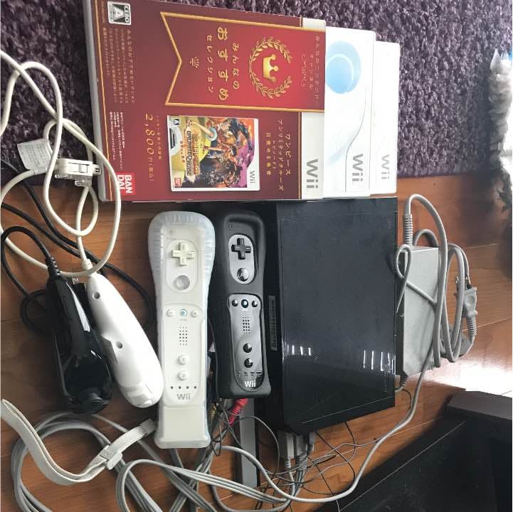 Wii、Wiiフィットまとめ売り