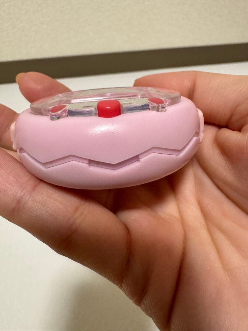たまごっちスマート サンリオキャラクターズ アニバーサリー ピンク　本体のみ