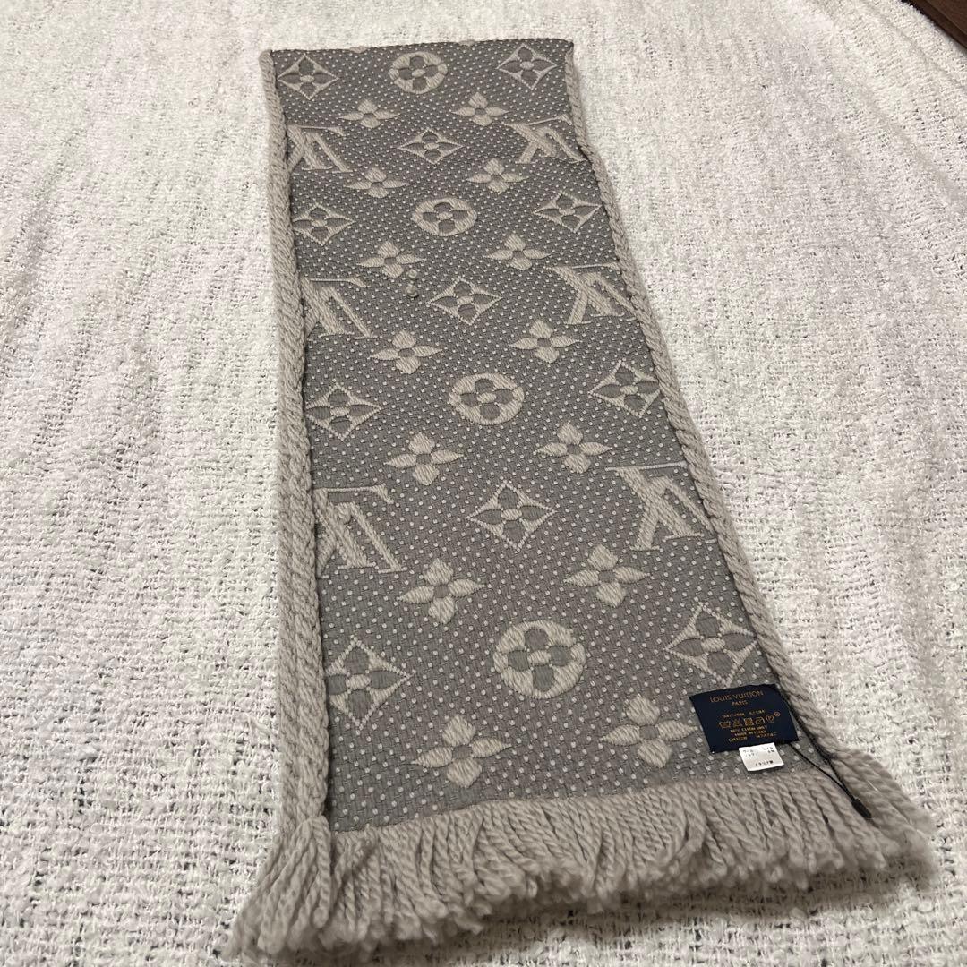 【美品】LOUIS VUITTON エシャルプ ロゴマニア マフラー グレー