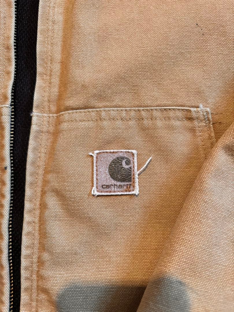 とぅーすぅーりー　00sCarharttアクティブジャケット