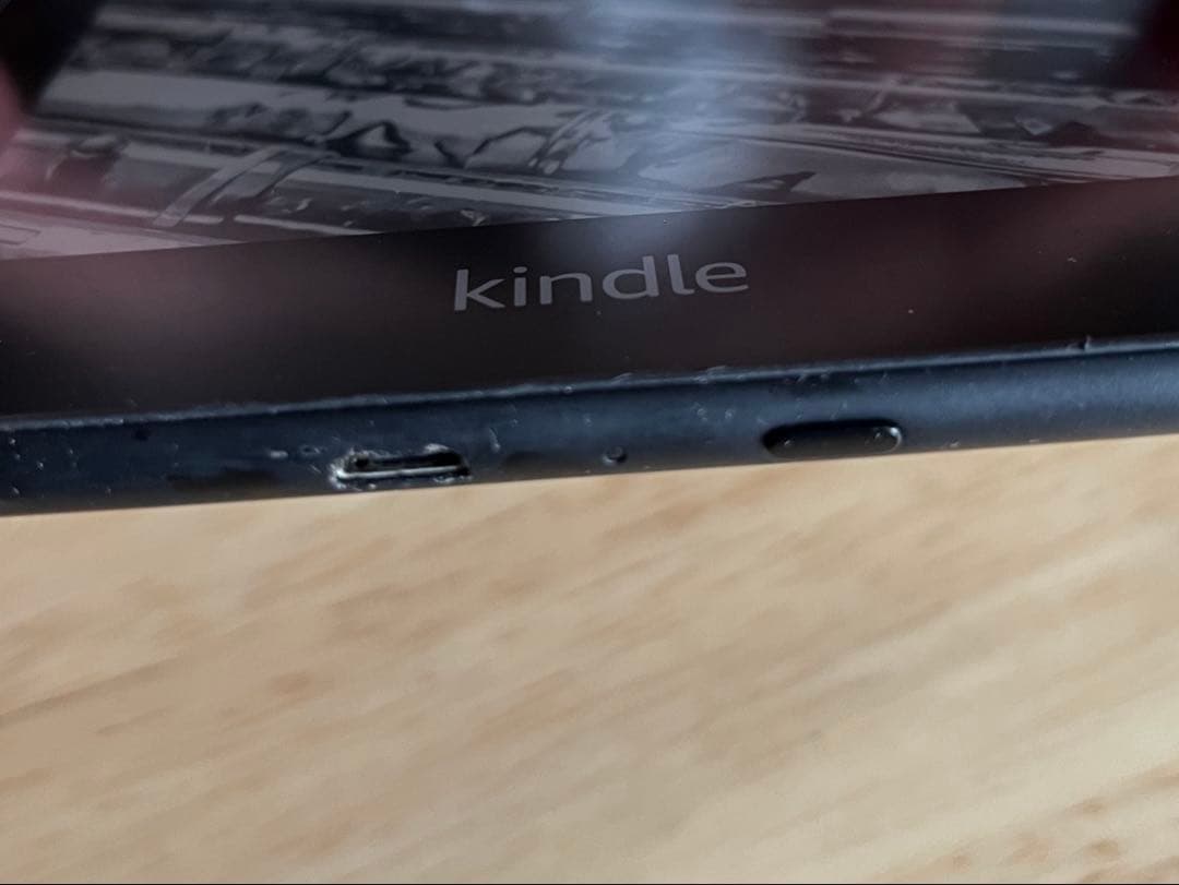 Kindle paperwhite 32GE防水wifiモデル(第10世代)
