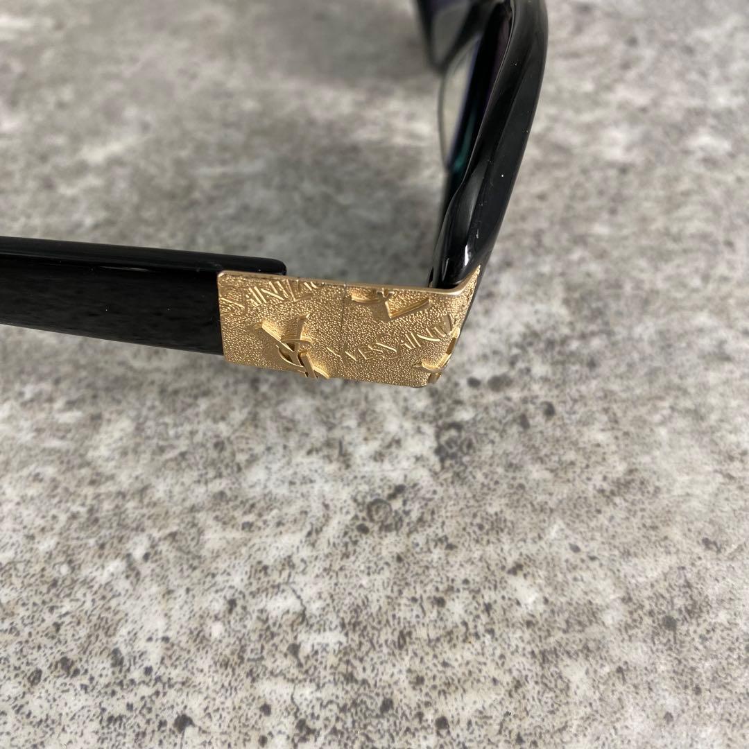 小物 y2k Yves Saint Laurent Oval Sunglasses
