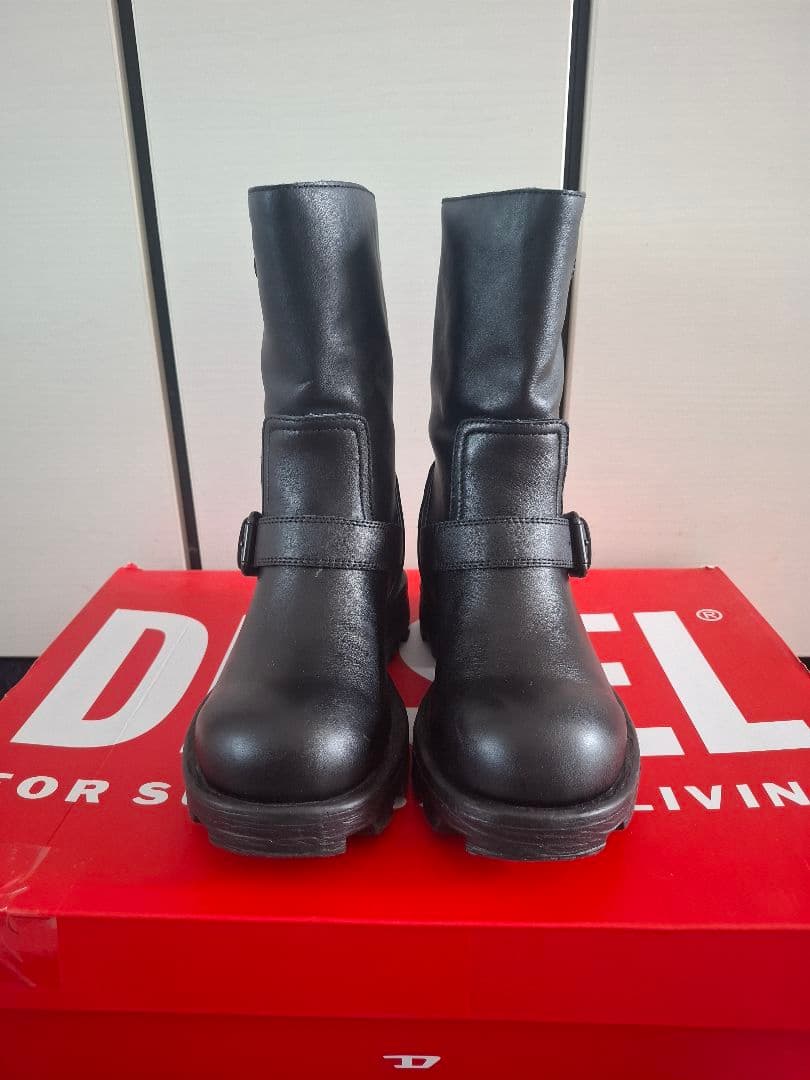 新品未使用　DIESEL　D-HAMMER　レディースレザーエンジニアブーツ