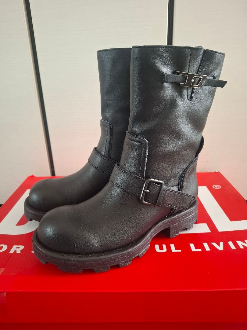 新品未使用　DIESEL　D-HAMMER　レディースレザーエンジニアブーツ