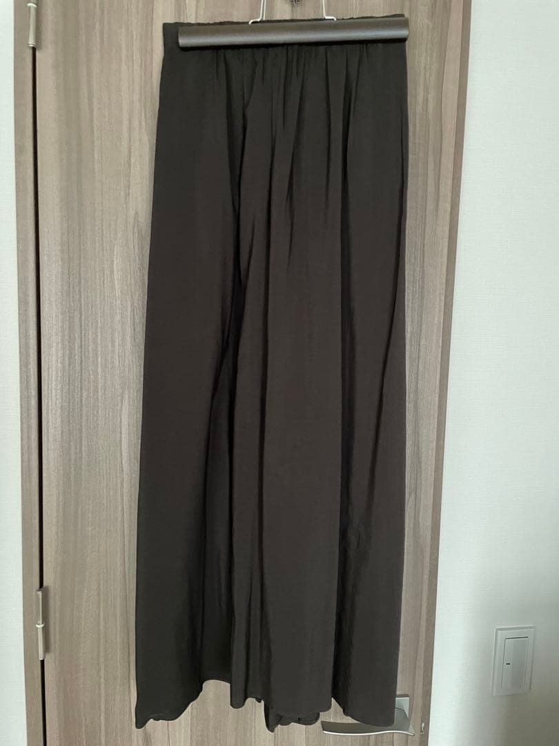 スカート ATON VISCOSE CLOTH BACK FLARED SKIRT