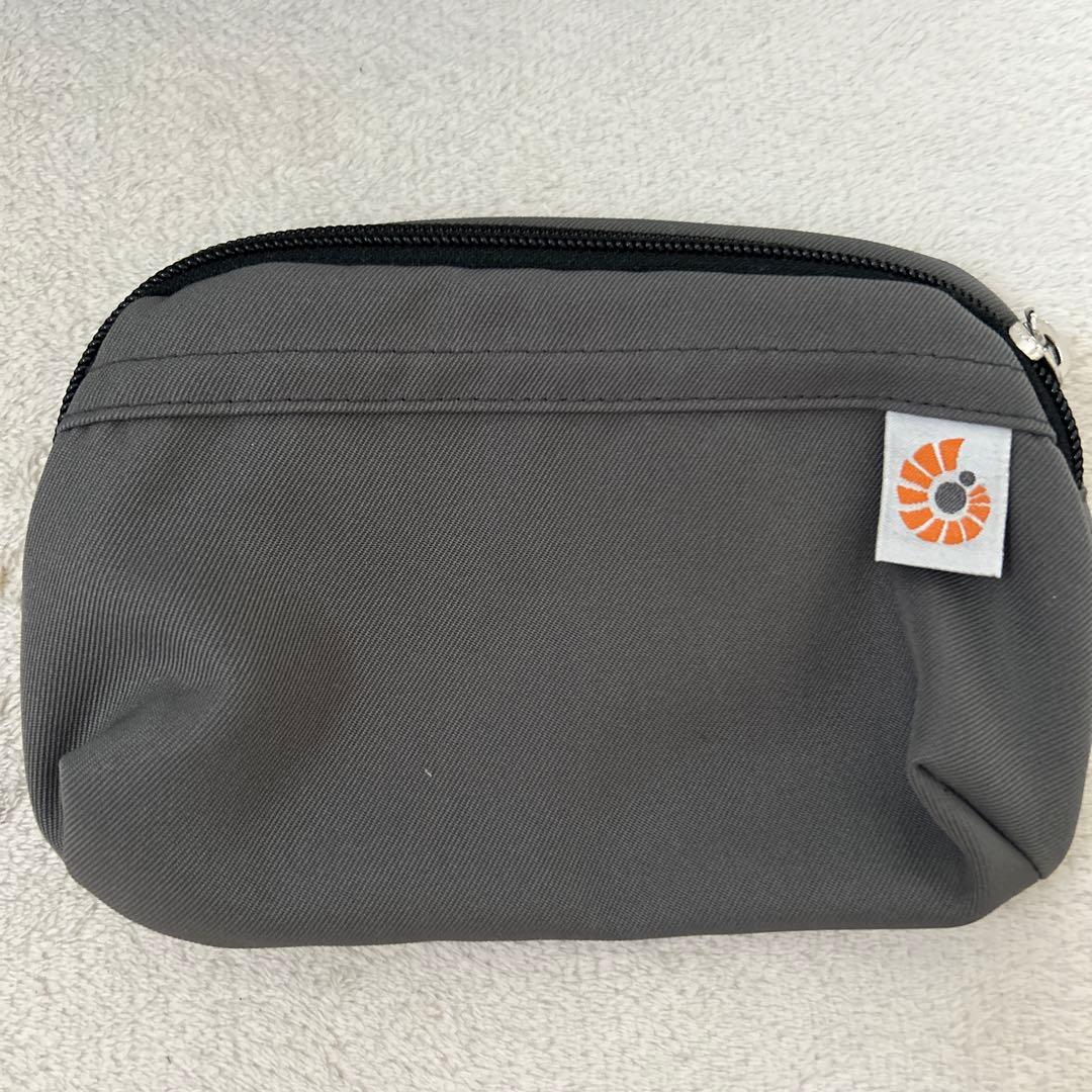 ergobaby 抱っこ紐 グレー　よだれカバーセット