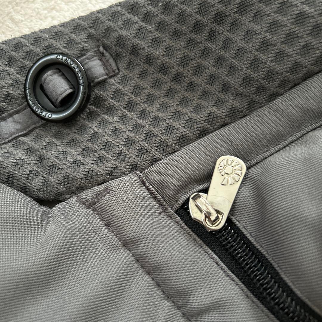 ergobaby 抱っこ紐 グレー　よだれカバーセット