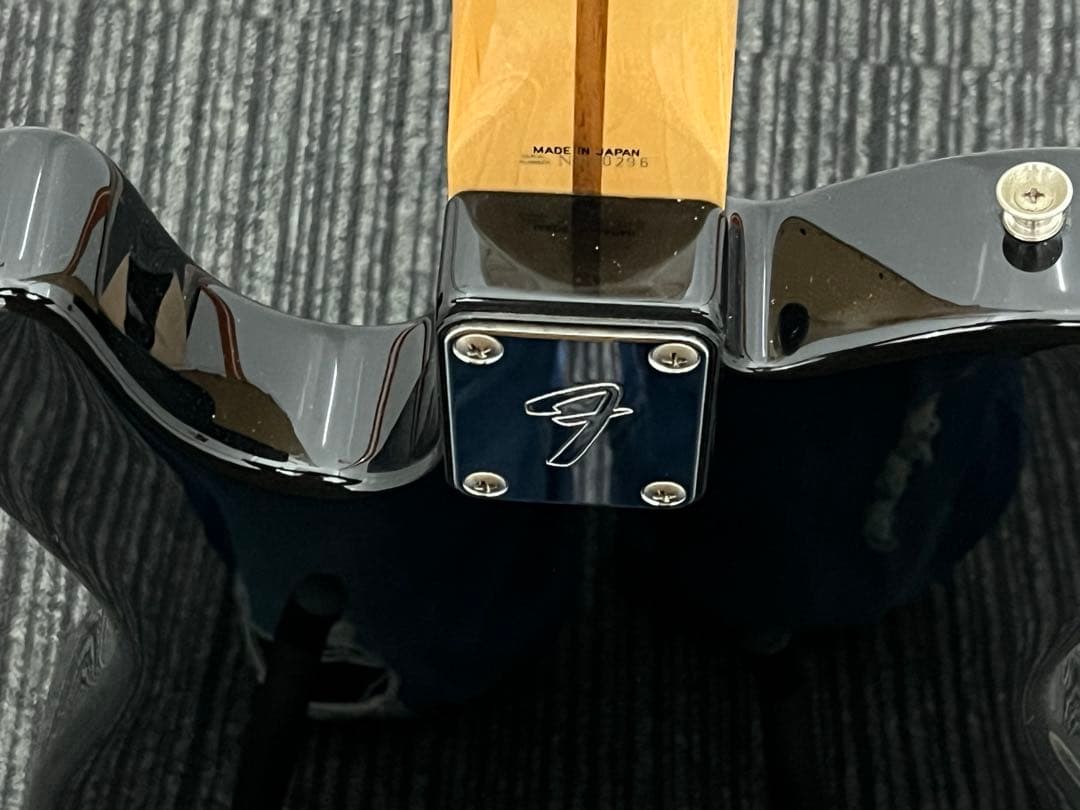 めめfender japan TL72 noiseless puに変更済み