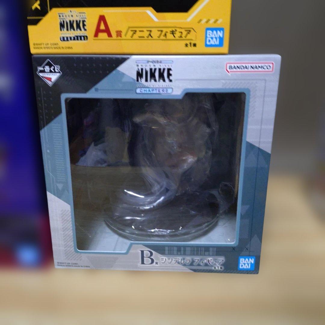 NIKKE　一番くじ　フィギュア　セット