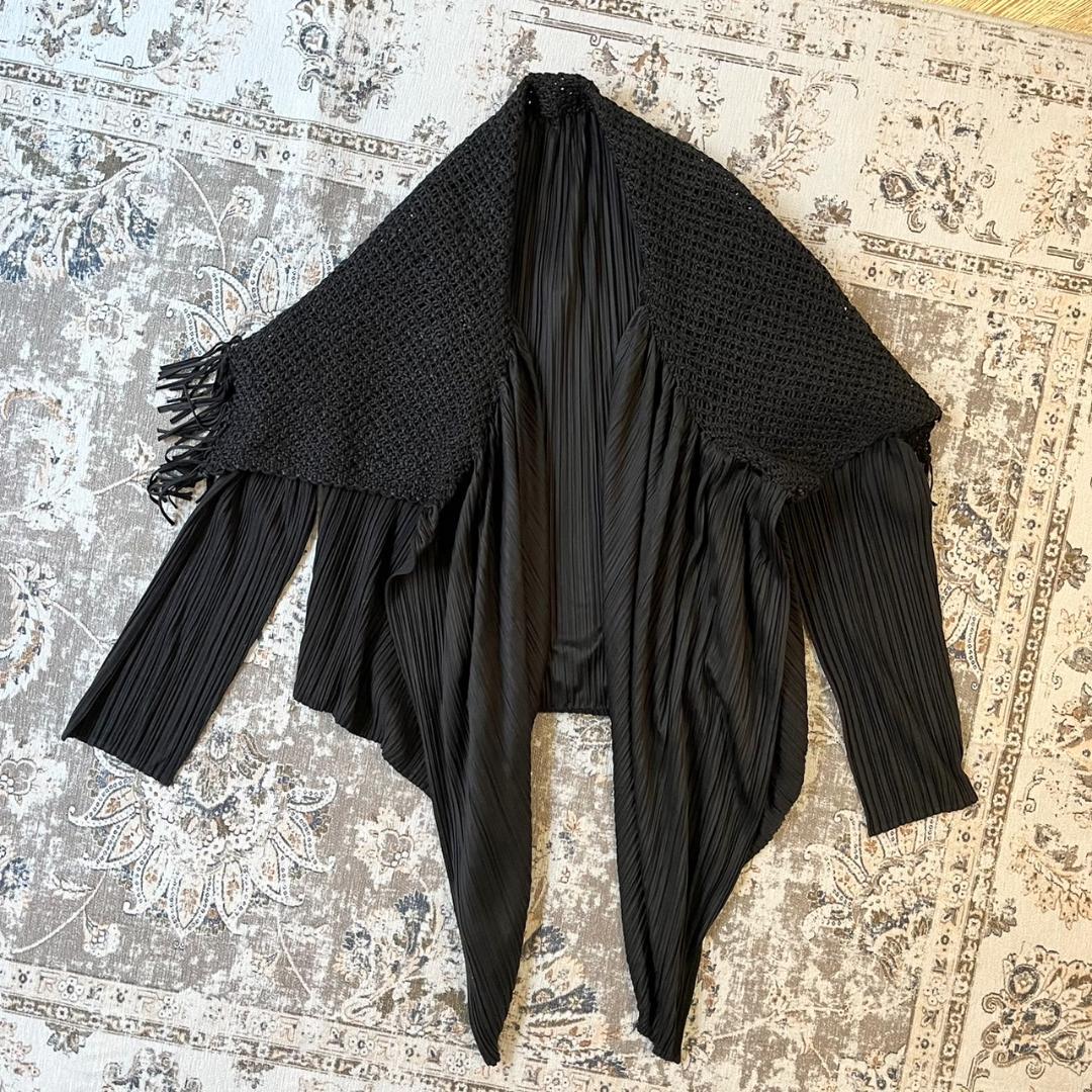 ISSEYMIYAKE　イッセイミヤケ　ポンチョ　フリンジ　プリーツ　ジャケット