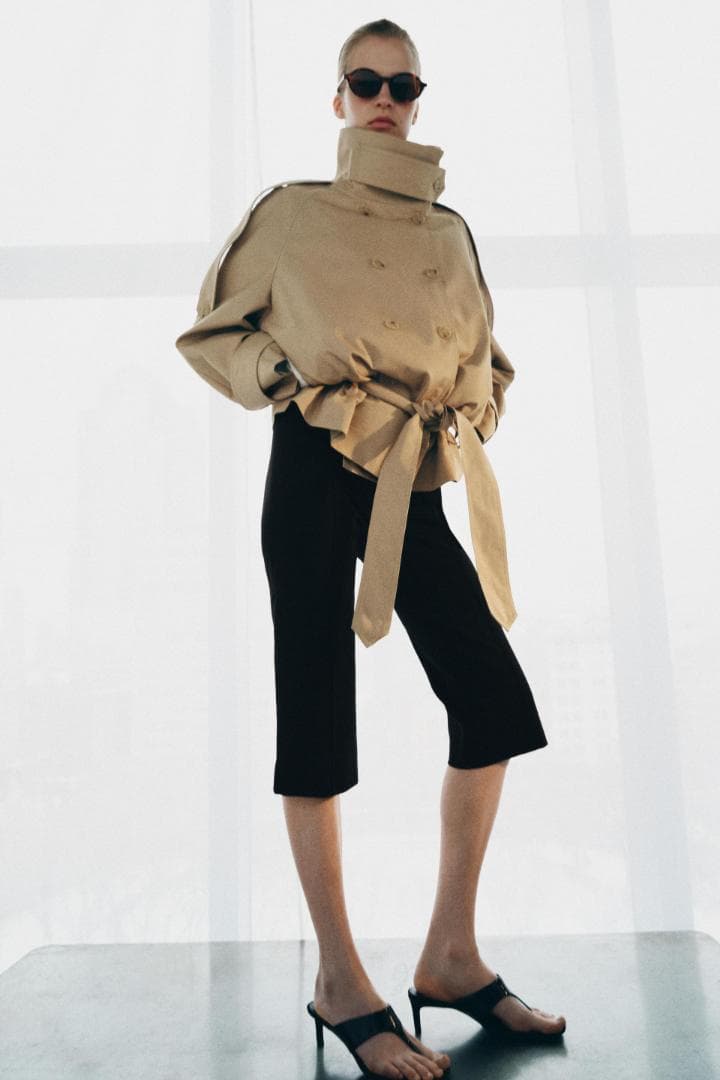 ち*ん様 ZARA ショート丈ハイネックトレンチコートZW COLLECTION