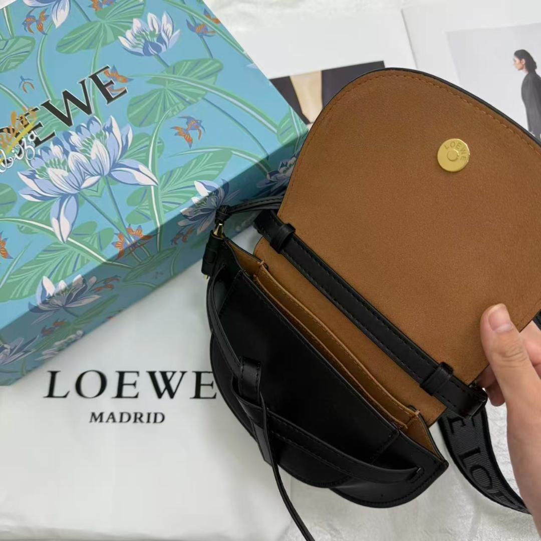 LoeWe ゲートデュアル ミニショルダーバッグ