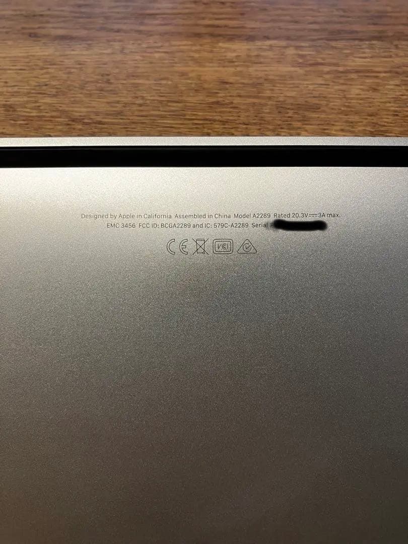 美品⭐︎MacBook Pro 2020 箱・クリアカバー付