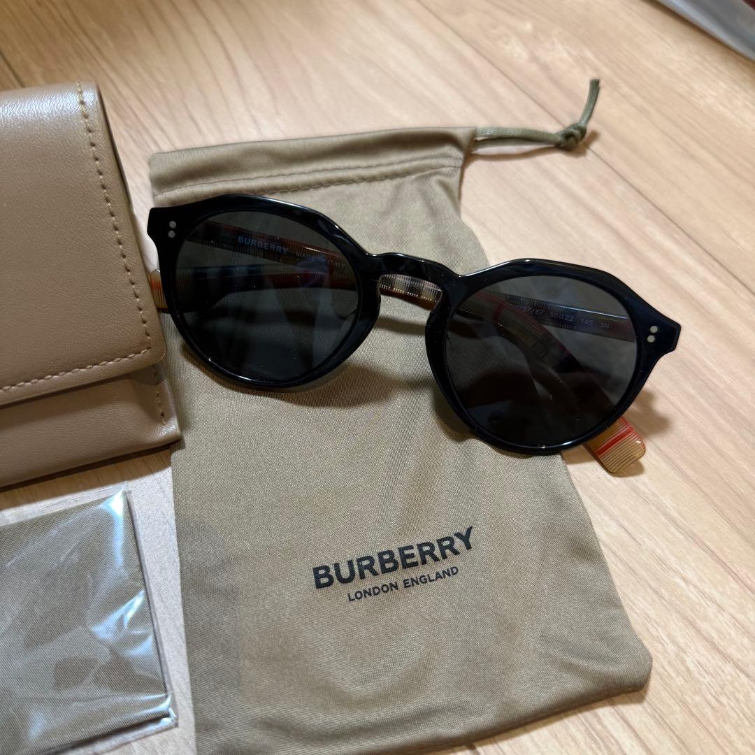 バーバリー　Burberry サングラス