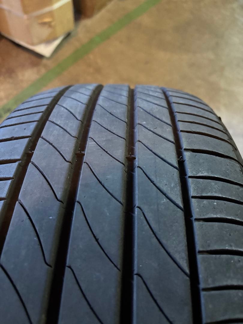 ミシュランサマータイヤ プライマシー3 215/55R17 4本セット