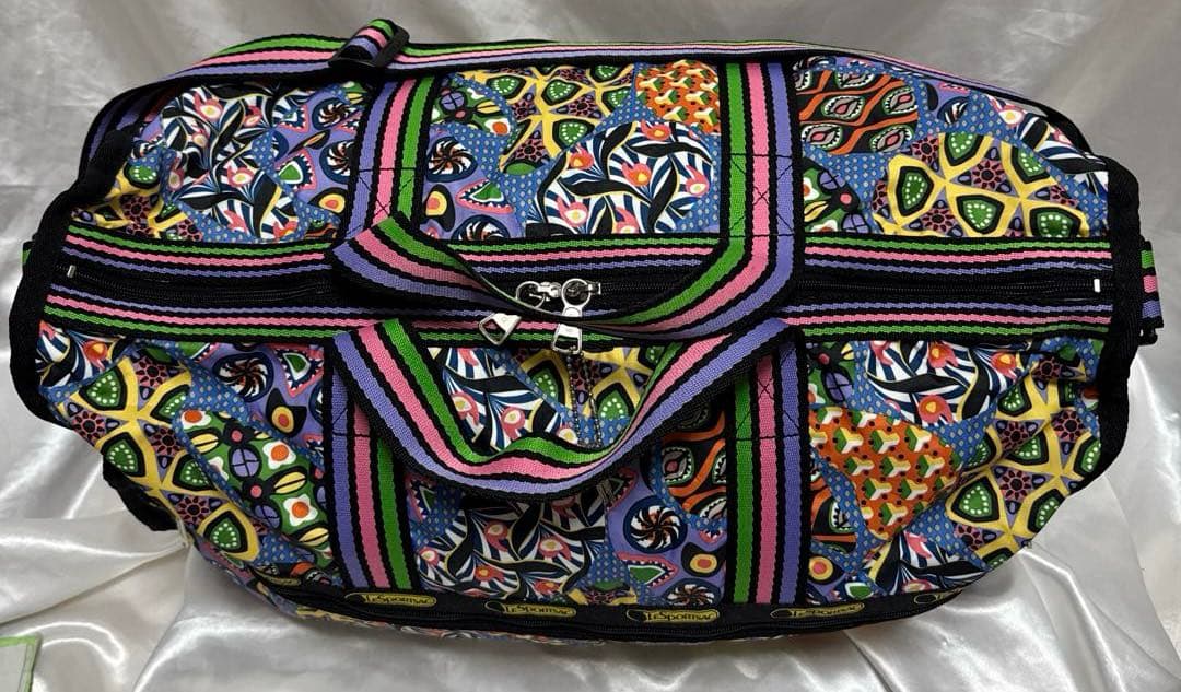 LeSportsac レスポートサック　ボストンバック　カラフル　総柄　派手
