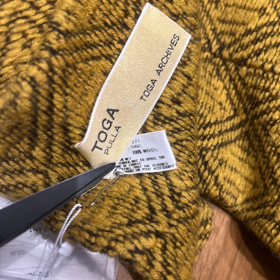 TOGA ARCHIVES 総柄　マフラー　新品