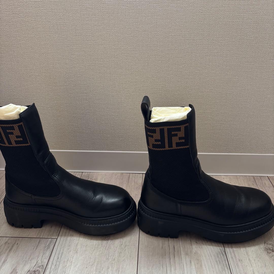 フェンディ　36約23cm ドミノブーツズッカ　ブラック