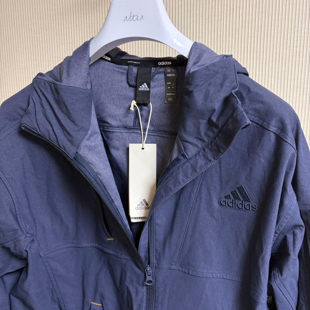 【新品未使用】アディダスadidasAEROREADY ストレッチフード付きM