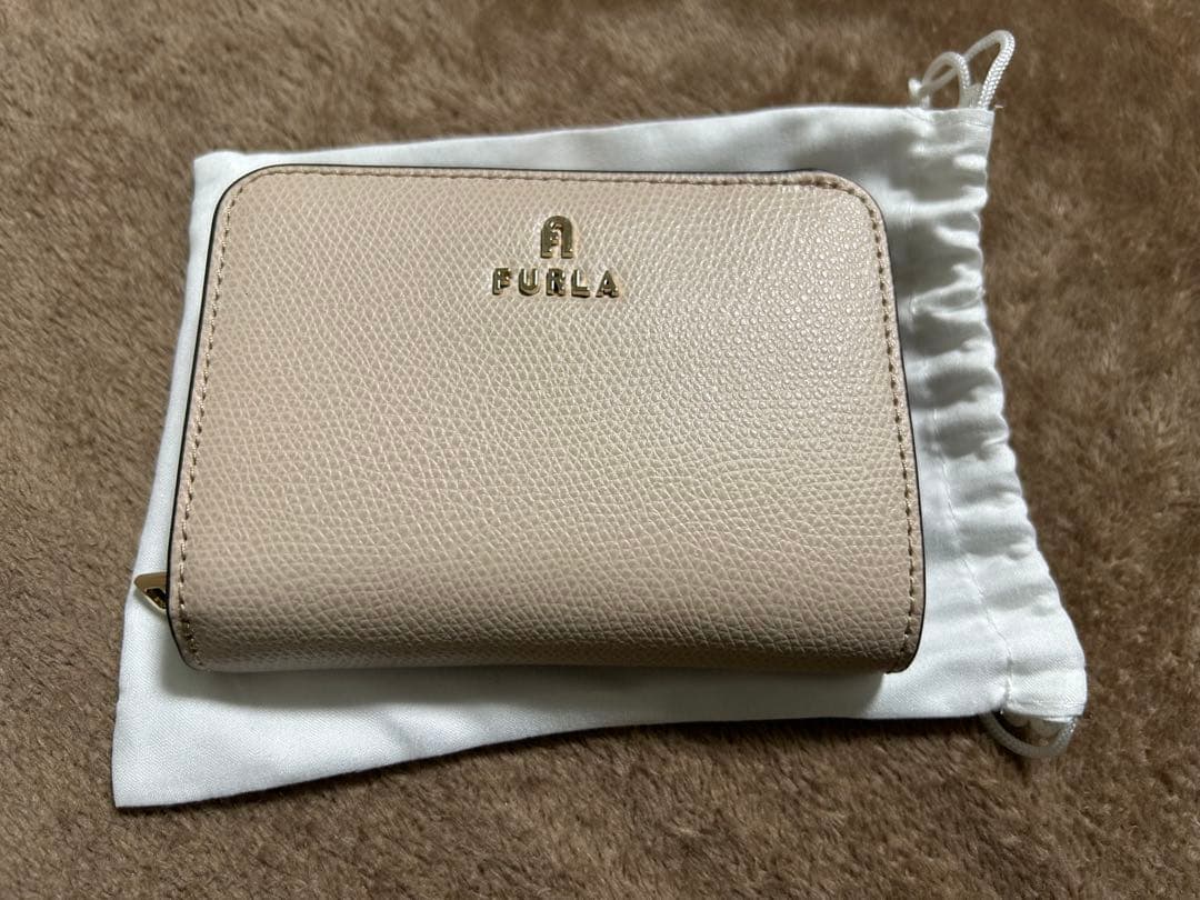 FURLA BALLERINA 二つ折り財布 ベージュ
