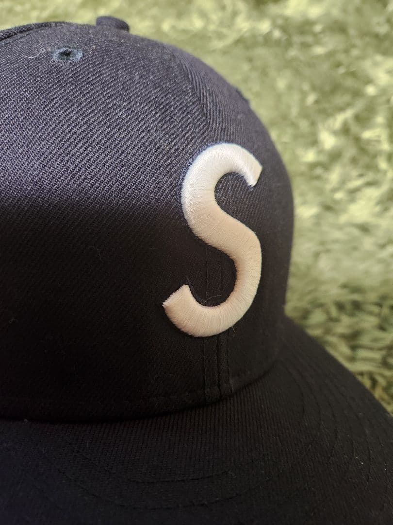 オールドSupreme NEWERA Sロゴ キャップ