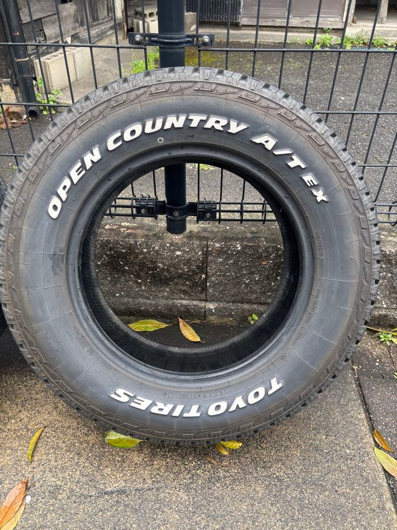タイヤ・ホイール TOYO TIRES OPEN COUNTRY A/T EX 215/70R16
