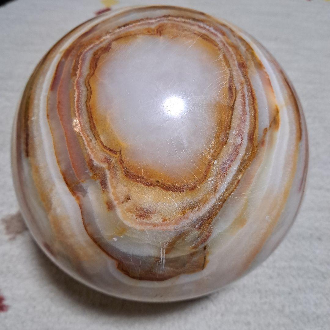 丸い石の玉