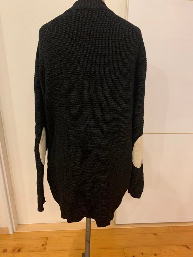 新品　maillotブラックロングカーディガン ボタン付き