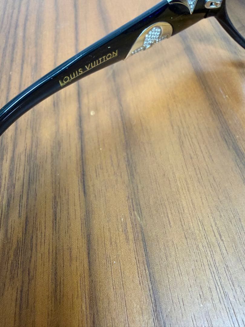 【LOUIS VUITTON】 小物 サングラス