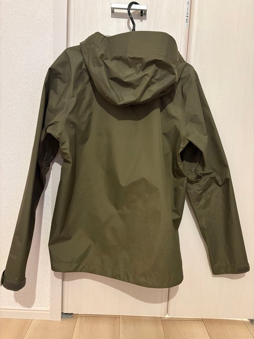 patagonia トレントシェル XS オリーブ