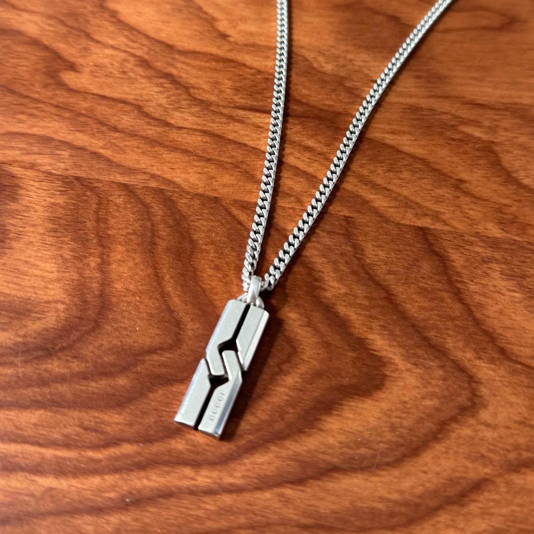 美品　GUCCI ネックレス インフィニティ　ペンダント