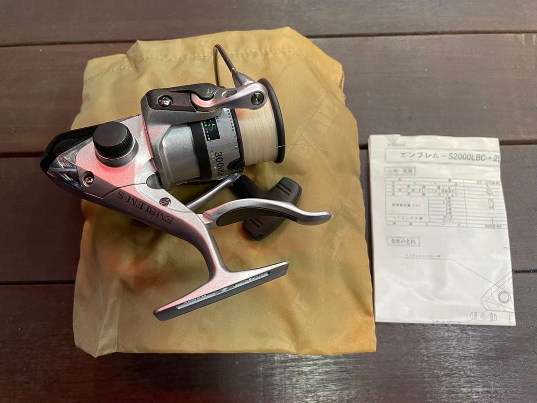 Daiwa EMBLEM-S 3000LBC スピニングリール