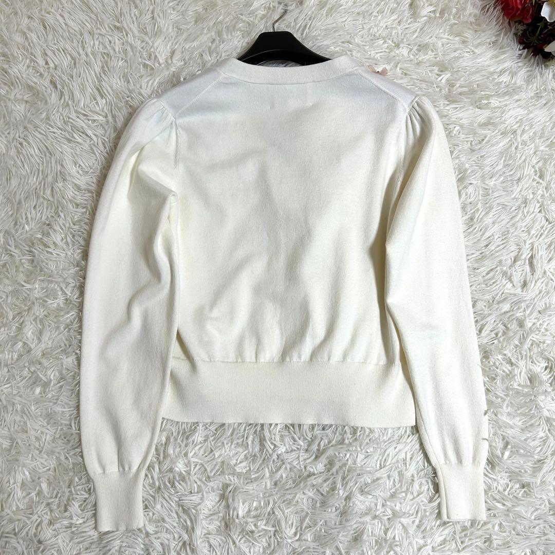 美品✨チェスティ 2023年購入 春に◎花モチーフ ホワイトカーディガン