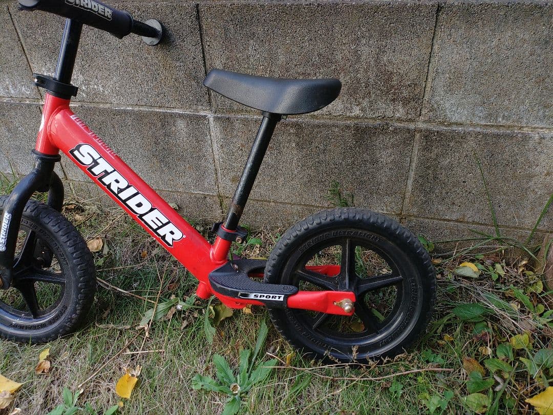 STRIDER ストライダー バランスバイク レッド 12インチ