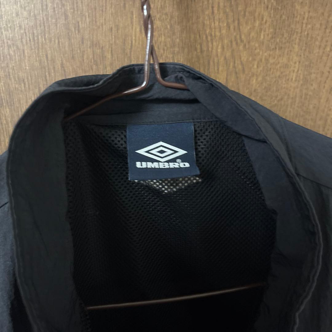 UMBRO ブラック ナイロン ベスト L