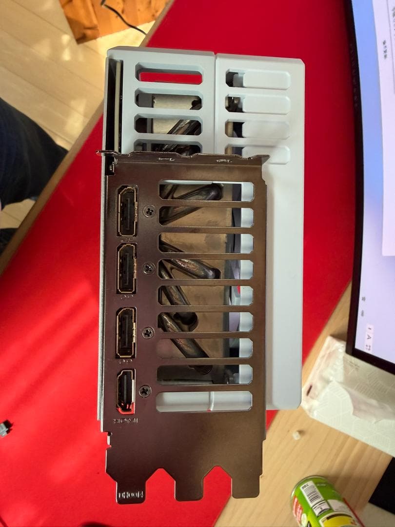 グラフィックボード・グラボ・ビデオカード Gigabyte AORUS RTX 5090 MASTER ICE 32G