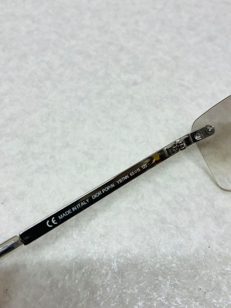 希少レア クリスチャン・ディオール D ior リムレス サングラスYB7NN