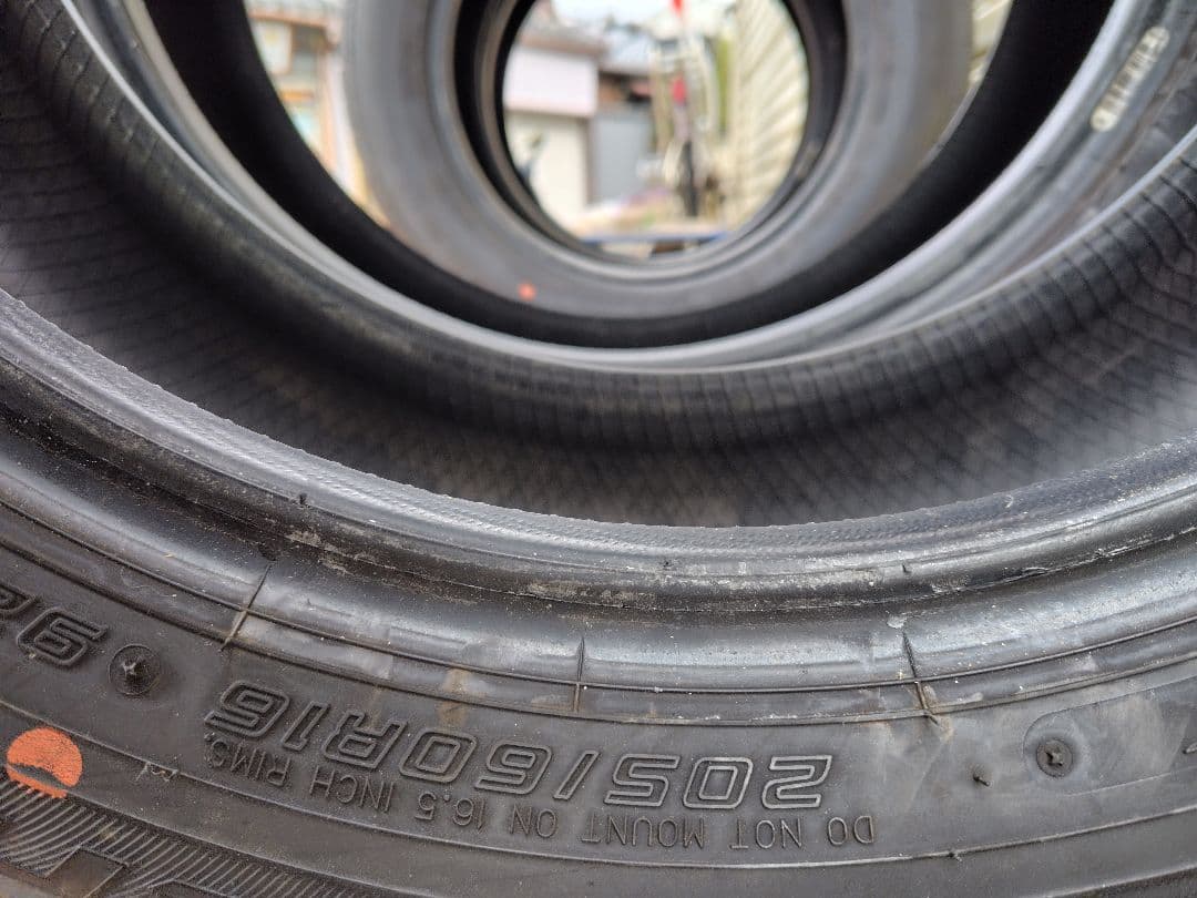 ファルケンZIEX 205/60R16 2023年製