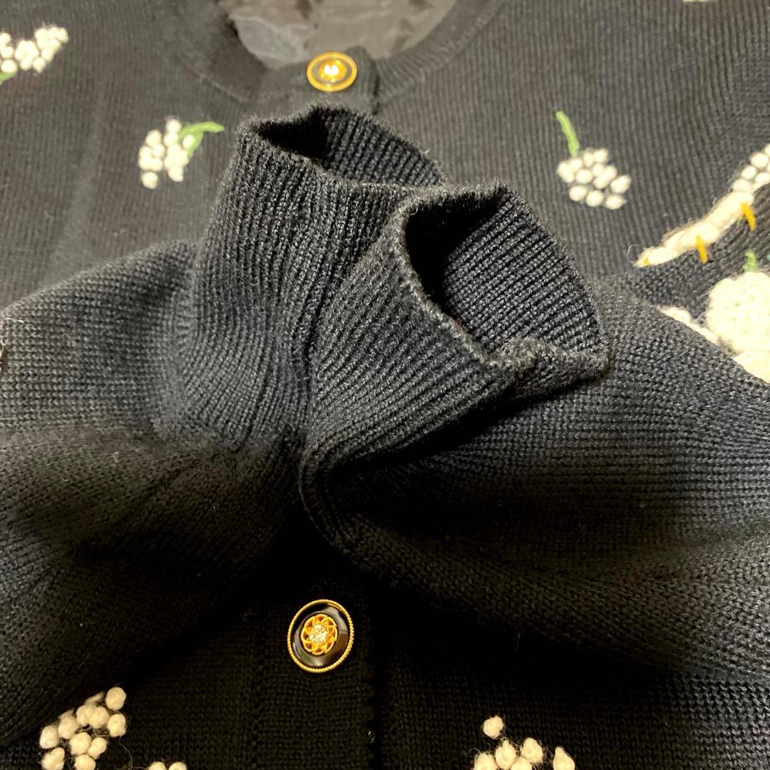 ロングニットカーディガン立体フラワー刺繍ビーズ付きブラック大きいサイズLL〜3L