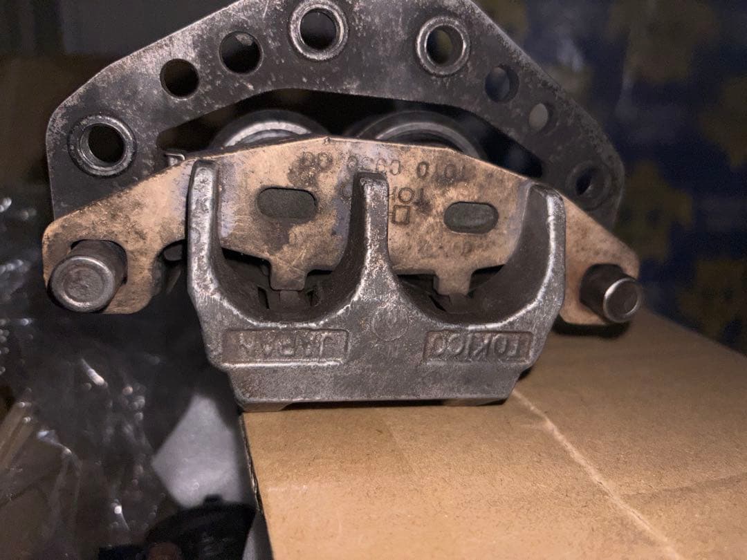 ゼファー400 フロントブレーキ　oh済　左右　キャリパーセットブレーキホース付