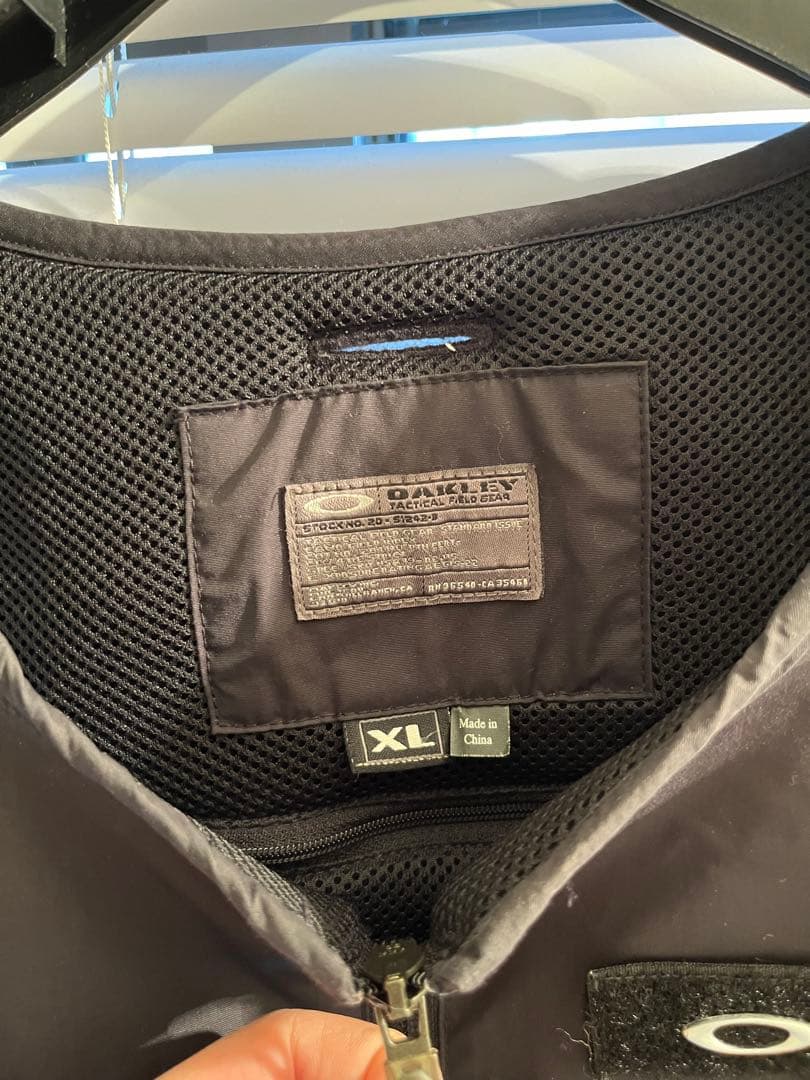 【希少アーカイブ】00s OAKLEY AP VEST タクティカルベスト 黒
