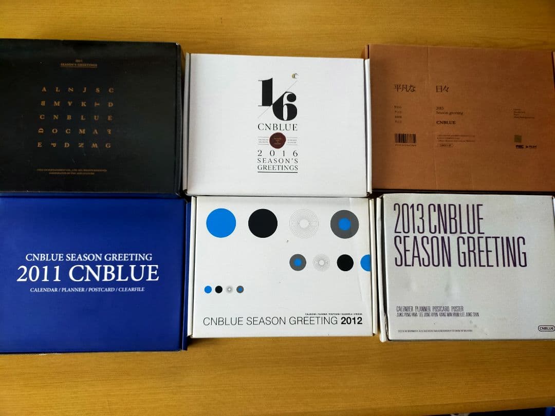 CNBLUE SEASONS GREETIING 6冊