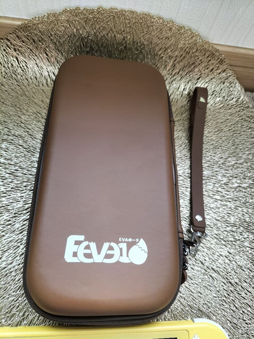任天堂 ニンテンドースイッチライト イエロー イーブイケース付き イーブイ