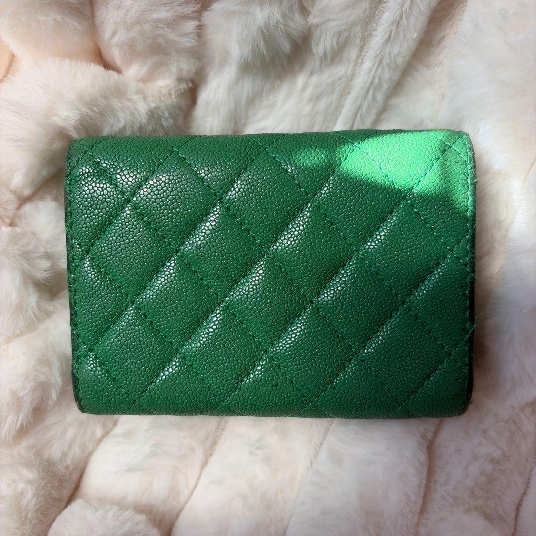 値下げ中！ CHANEL レザー三つ折り財布 ボーイシャネル